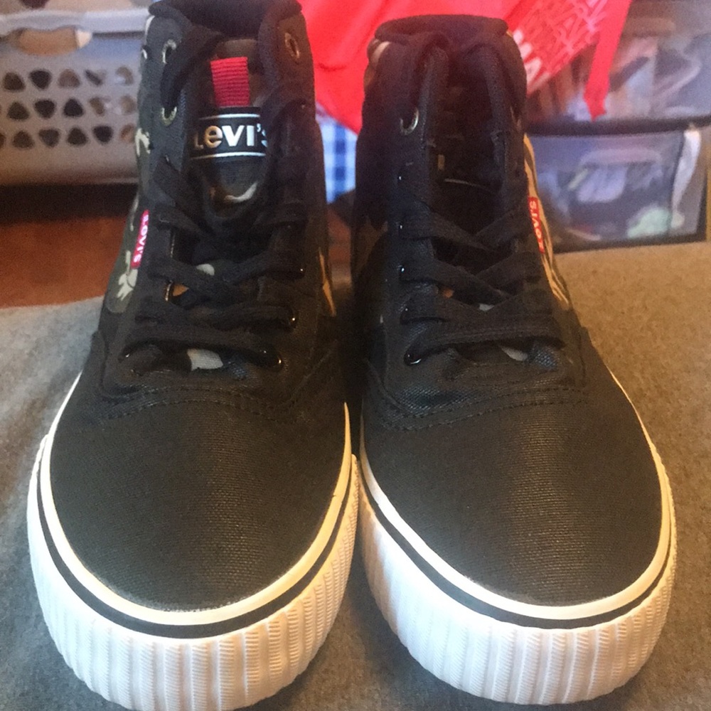 Black and camouflage shoes